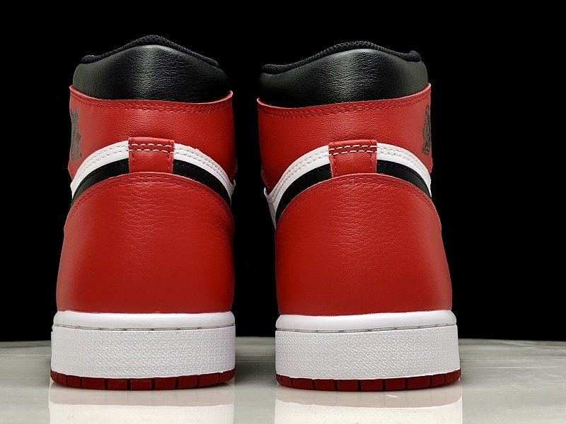 Nike Air Jordan 1 Retro High Satin Black Toe NAJ23